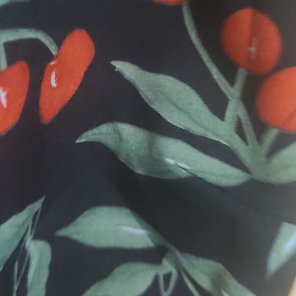 Superdown Revolve Kimora Black red cherry print tie front shirred crop t… - Picture 6 of 7